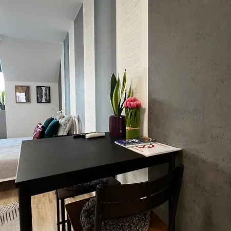 Apartment Westend - Above The Budapest